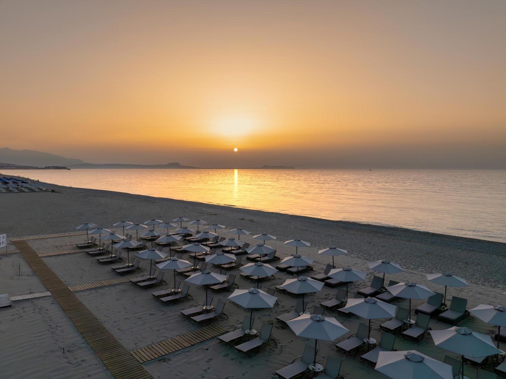 Marinos Beach Hotel 普拉坦斯 外观 照片