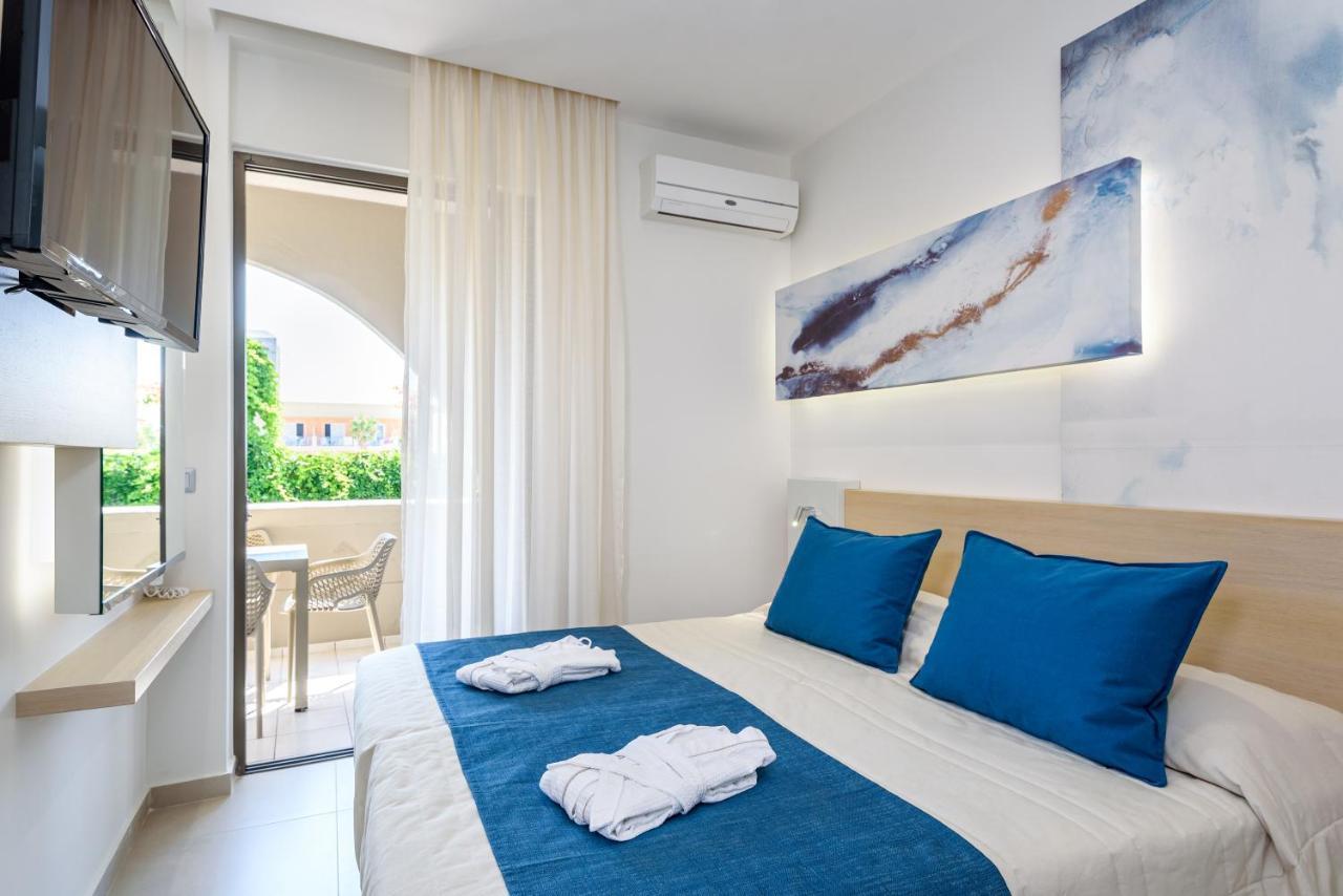 Marinos Beach Hotel 普拉坦斯 外观 照片