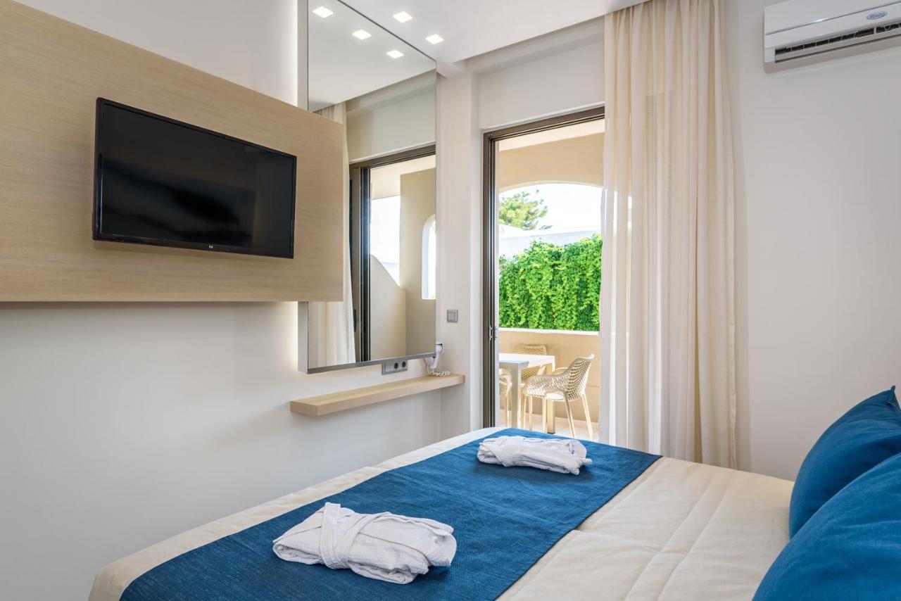 Marinos Beach Hotel 普拉坦斯 外观 照片