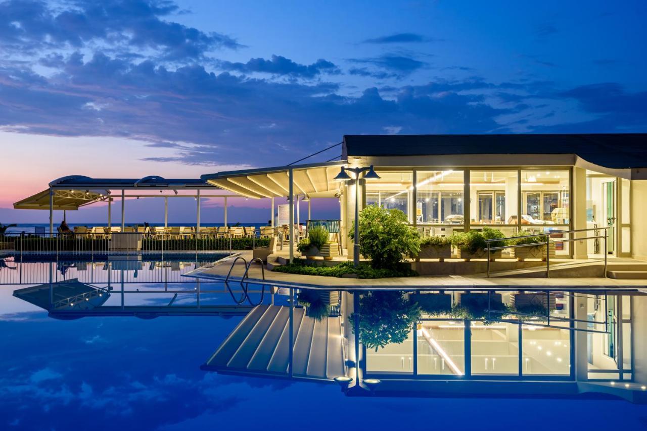 Marinos Beach Hotel 普拉坦斯 外观 照片
