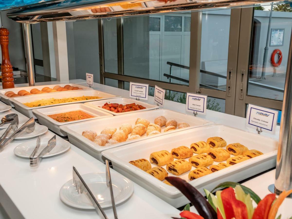 Marinos Beach Hotel 普拉坦斯 外观 照片